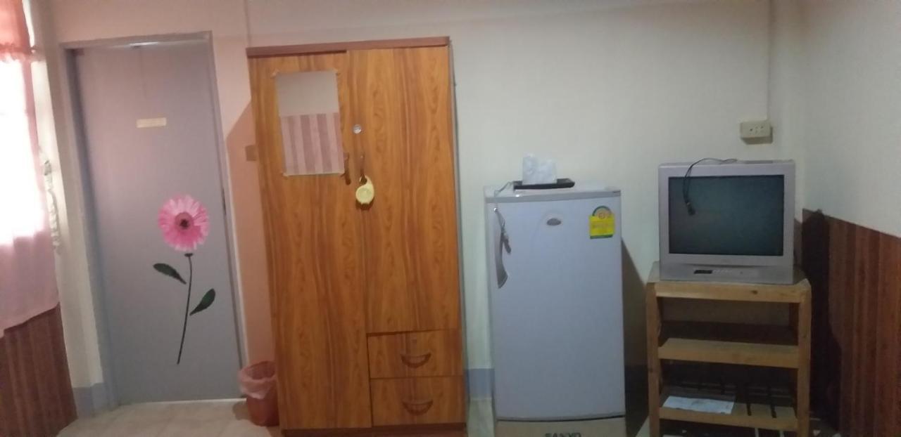 Tanyahouse Ξενοδοχείο Τσιανγκ Ράϊ Εξωτερικό φωτογραφία